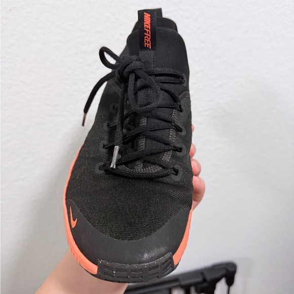 Nike Black and Orange Metcon - Picture 2 of 9